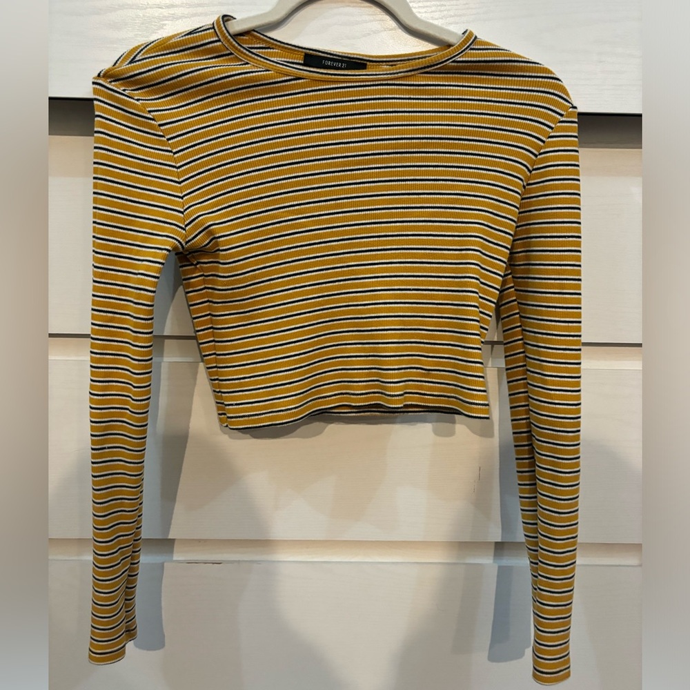 Long sleeve crop top M